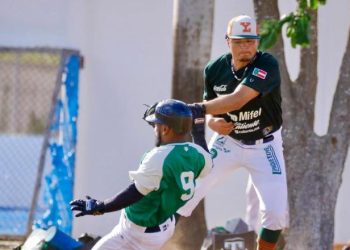 Olmecas se imponen 12-7 a Leones de Yucatán en duelo de preparación en Cárdenas