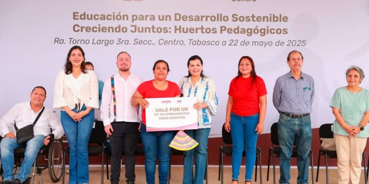Centro ampliará a 20 escuelas el programa de huertos pedagógicos escolares