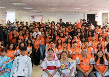 Mara Lezama inauguró el Congreso Académico por el 15° aniversario de la UPQROO y destacó la inversión educativa y el rol clave de la juventud.