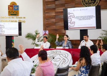 Cabildo de Playa del Carmen defiende a la ciudadanía y exige a empresas reparar correctamente calles y banquetas