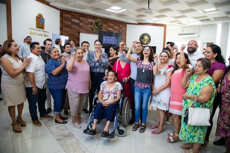 Cabildo de Playa del Carmen defiende a la ciudadanía y exige a empresas reparar correctamente calles y banquetas