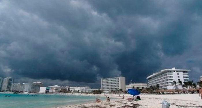 Frente frío 42 causará intensas lluvias, vientos fuertes y descenso de temperatura en el sureste