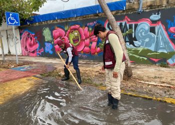 Activa Gobierno “Operativo Tormenta” para prevenir encharcamientos y garantizar seguridad en Playa del Carmen