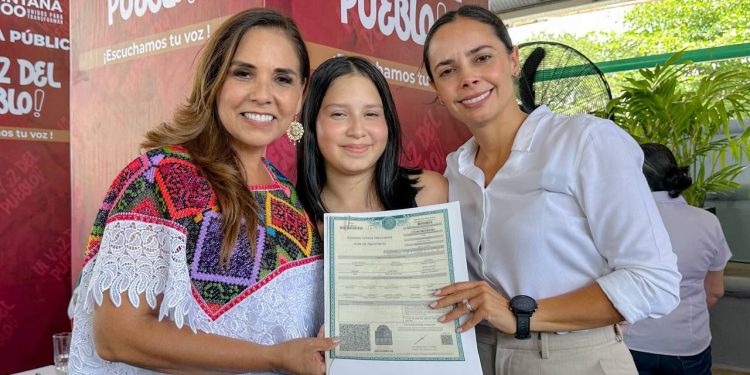 Ana Paty Peralta presente en audiencia pública “la voz del pueblo»