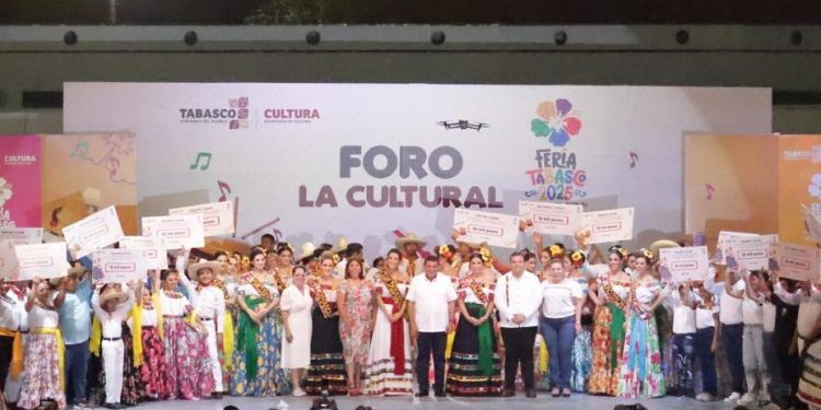 Reconocen talento de Huimanguillo y Jalapa en el Foro La Cultural de la Feria Tabasco