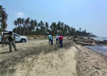 Pemex confirma derrame de hidrocarburo en la Terminal Marítima de Dos Bocas