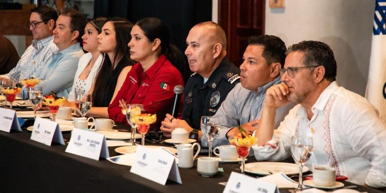 Gobierno de Estefanía Mercado y COPARMEX firman alianza histórica para reforzar seguridad y detonar el desarrollo económico de Playa del Carmen