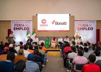 LAYDA SANSORES ENCABEZA FERIA DE EMPLEO PARA LA CONSTRUCCIÓN DE DOS ESTACIONES DE COMPRESIÓN DEL GASODUCTO MAYAKAN II