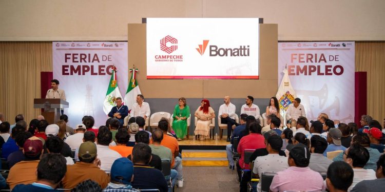LAYDA SANSORES ENCABEZA FERIA DE EMPLEO PARA LA CONSTRUCCIÓN DE DOS ESTACIONES DE COMPRESIÓN DEL GASODUCTO MAYAKAN II