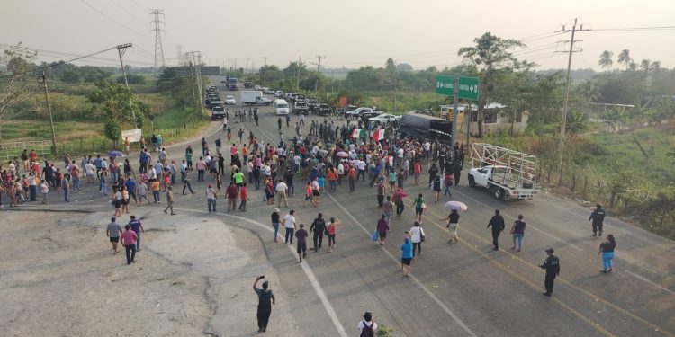 PRD acusa a Morena de reprimir protestas en Tamulté con la “Ley Garrote”