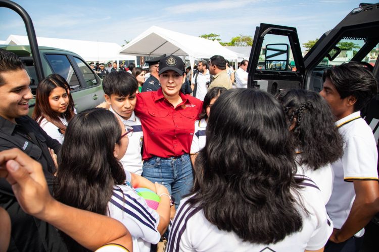 “Aquí queremos vivir en paz”; Estefanía Mercado impulsa programa de desarme en Playa del Carmen