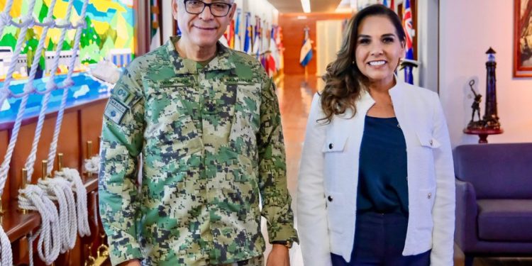 Mara Lezama se reunira con el Almirante Raymundo Pedro Morales Ángeles, titular de la SEMAR para reforzar la estrategia integral de atención al sargazo en Quintana Roo