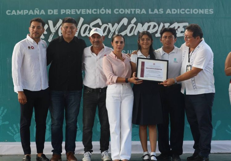 Autoridades de BJ llevan campaña de prevención contra las adicciones a las escuelas