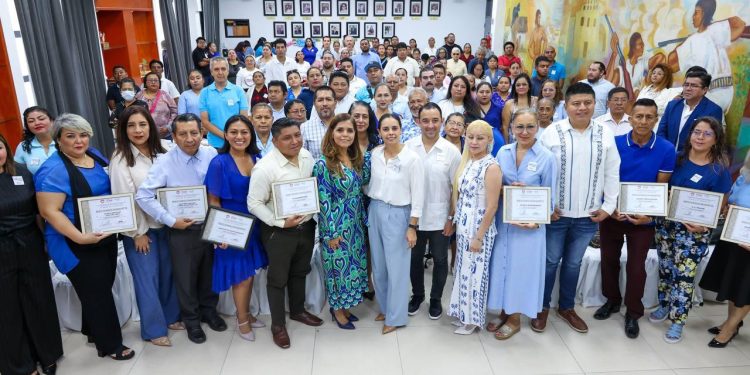 Con “corazón azul”, protegemos la dignidad humana: Ana Paty Peralta