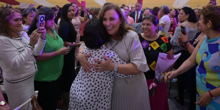 Reconoce Gobernadora a madres trabajadoras en su día con jornada de cultura y salud