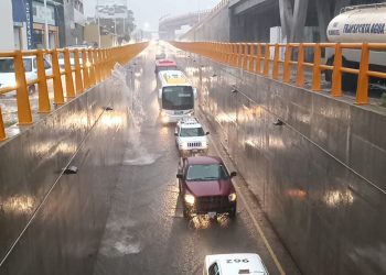 Inundaciones y apagones en Villahermosa tras tormenta eléctrica del frente frío 42
