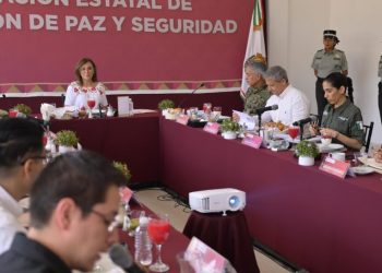 Gobernadora Rocío Nahle realiza Mesa de Seguridad en Tihuatlán