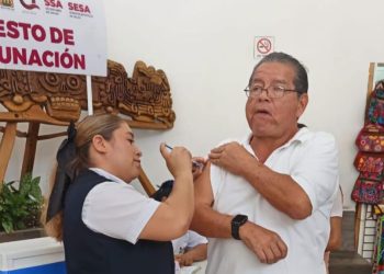 Mexicanos superan la meta en Semana Nacional de Vacunación 2025