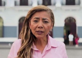 “De nada sirven las becas y pensiones si no hay luz, medicinas ni seguridad”: Lorena Beaurregard