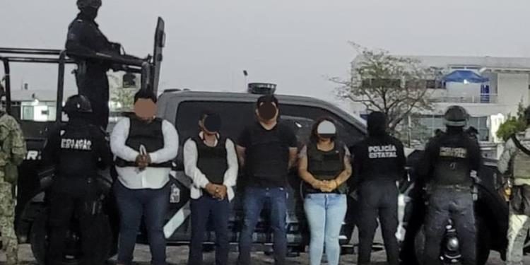 Detienen a cuatro presuntos distribuidores de droga en el municipio de Centro