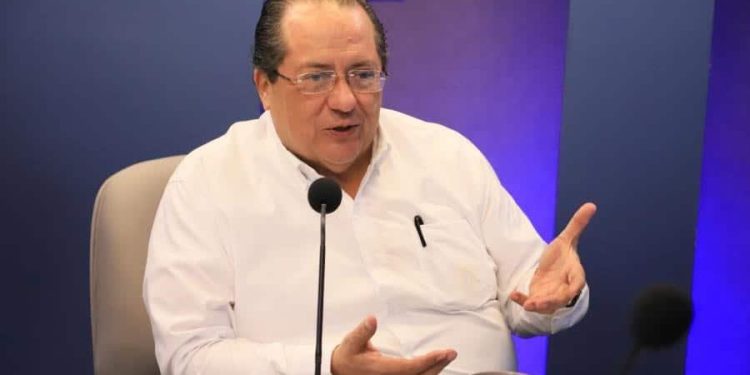 «Gobernar no es salir en camionetas»: Manuel Andrade critica política territorial de Javier May