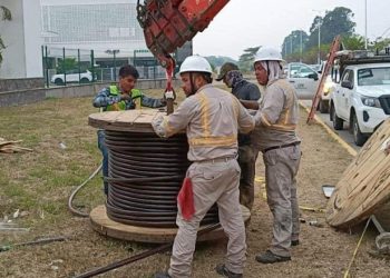 Más de 35 horas sin luz: familias, escuelas y comercios afectados en la zona Country de Villahermosa