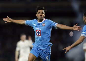 Cruz Azul enfrentará a un inspirado Vancouver Whitecaps en la final de la Concacaf
