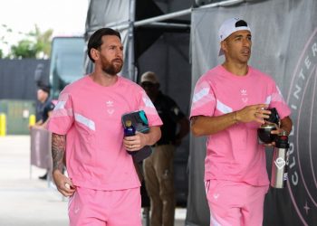 Luis Suárez y Lionel Messi fundan equipo de futbol profesional en Uruguay