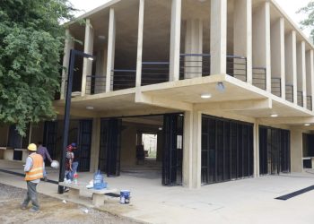 Locatarios inician traslado al nuevo mercado de Gaviotas, pero reportan carencias