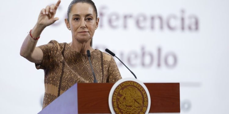 Sheinbaum demanda a Google por cambiar el nombre del Golfo de México a “Golfo de América”