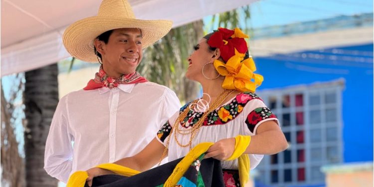 Folkloristas organizan concurso de zapateo, marimba y tamborileros ante ausencia en la Feria Tabasco 2025