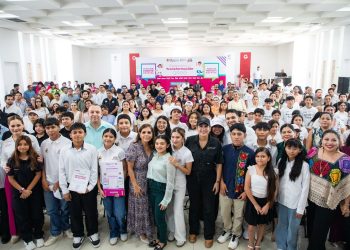 Con el respaldo de Verónica Lezama y Estefanía Mercado, niñas, niños y adolescentes asumen liderazgo en Quintana Roo