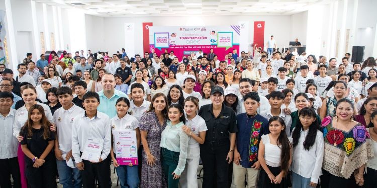 Con el respaldo de Verónica Lezama y Estefanía Mercado, niñas, niños y adolescentes asumen liderazgo en Quintana Roo