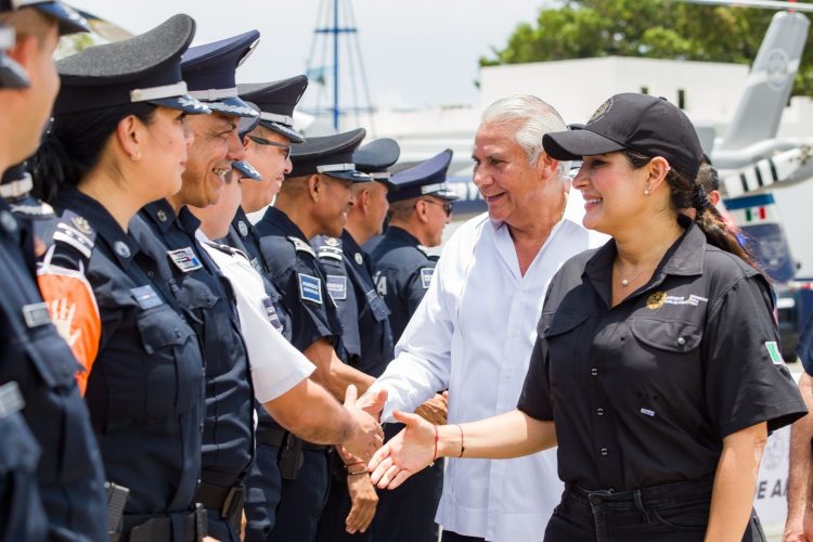 Gobierno de Estefanía Mercado marca un antes y un después en seguridad con histórica entrega de armamento en Playa del Carmen