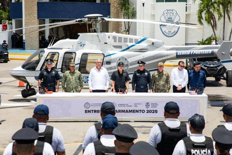 Gobierno de Estefanía Mercado marca un antes y un después en seguridad con histórica entrega de armamento en Playa del Carmen