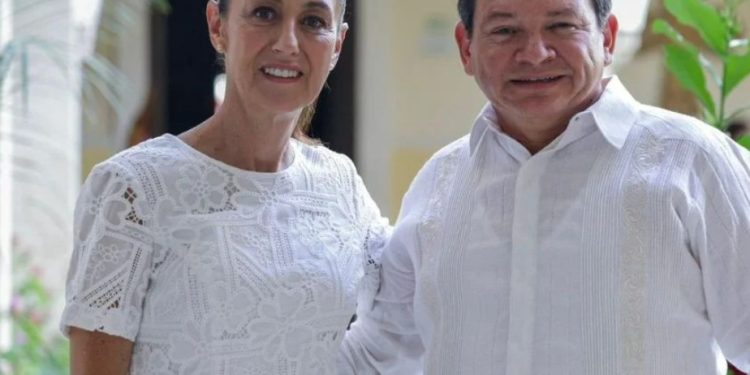 Claudia Sheinbaum descarta cualquier rumor sobre un presunto desabasto de energía eléctrica en Yucatán