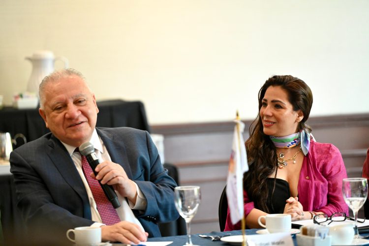 ANAM que encabeza Rafael Marín y la Asociación Nacional de Mujeres Aduaneras, refrendan compromiso con una aduana moderna
