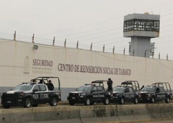Controlan riña entre internos en el CRESET; autoridades realizan revisión y aseguran objetos prohibidos