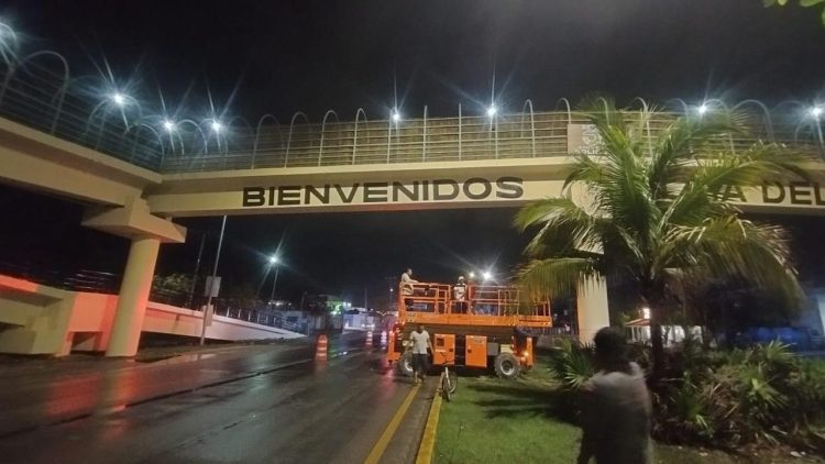 Donde antes había colores partidistas, hoy hay identidad; Estefanía Mercado recupera el alma de Playa del Carmen con el color arena playa