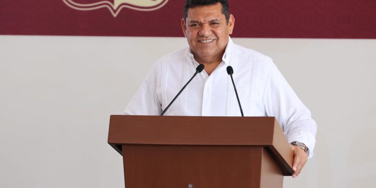 En dos semanas CFE presentará diagnóstico de red eléctrica en Tabasco: Javier May