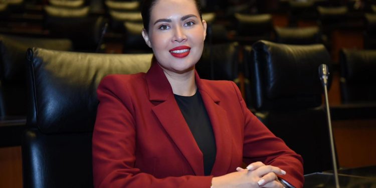 Reconoce el Senado el papel transformador de las mujeres en la historia de México: Anahí González