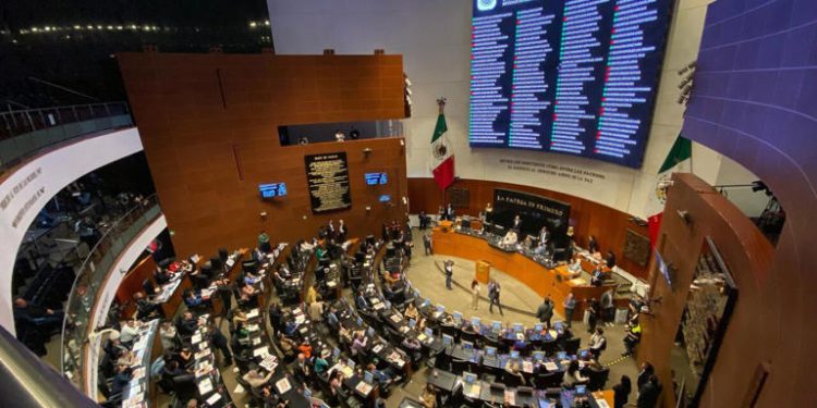 Diputados reciben iniciativa de Ley de Telecomunicaciones que permite geolocalización sin orden judicial