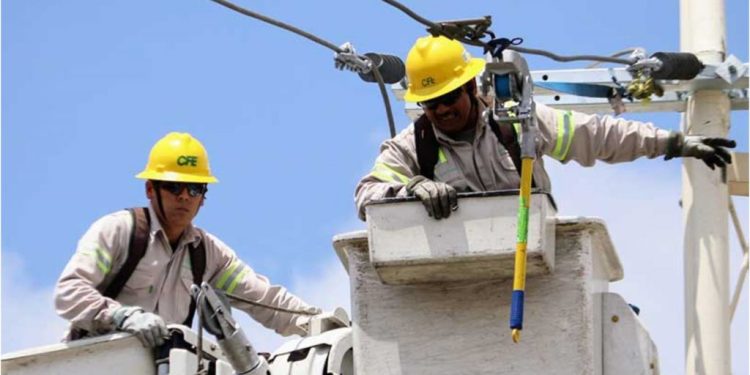 Inicia CFE mantenimiento integral en Tamulté de las Sabanas y zona Country