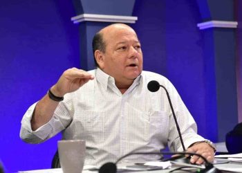 Raúl Ojeda defiende a Javier May: “No lo veo como mal gobierno, está haciendo su mayor esfuerzo”