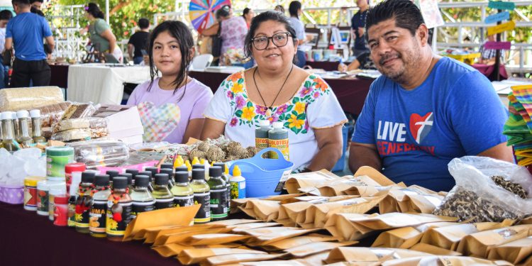 PRIMERA EDICIÓN DE LA ECOFERIA BALAM BEH: UN ENCUENTRO POR LA TIERRA Y LA COMUNIDAD