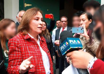 Atiende gobernadora Rocío Nahle a alumnos de la Prepa Juárez