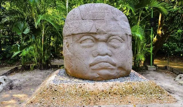 Lorena Beaurregard califica de “ocurrencia” el proyecto del Museo Nacional Olmeca