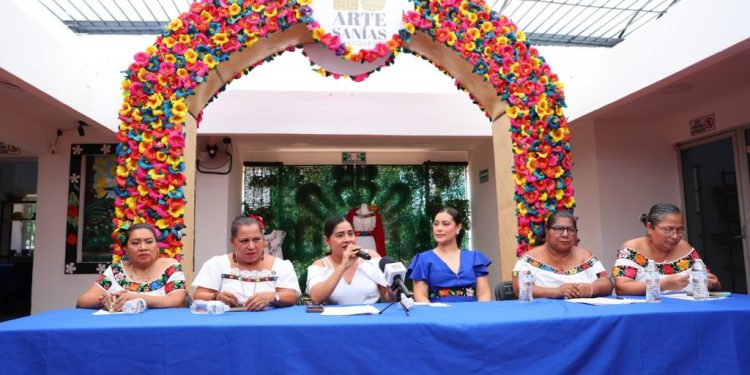 Artesanas tabasqueñas denuncian plagio del bordado en punto de lomillo