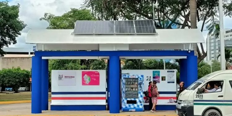 Busca SEMOVI conectar paradas inteligentes de Villahermosa con el C-4