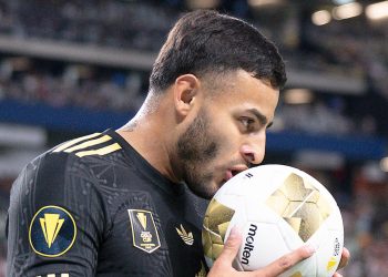 Selección Mexicana sufrirá importante baja para Cuartos de Final en Copa Oro 2025